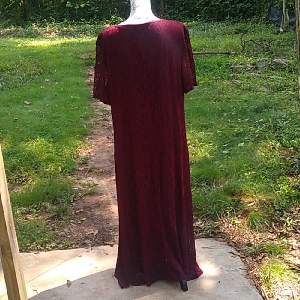 Dress - Picture 4 of 4